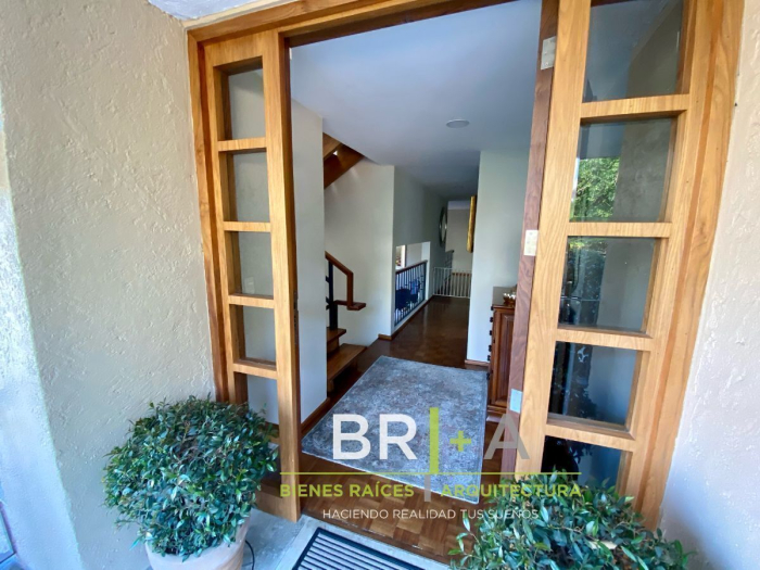 Venta De Preciosa Casa En Condominio Horizontal En Lomas De Vista Hermosa