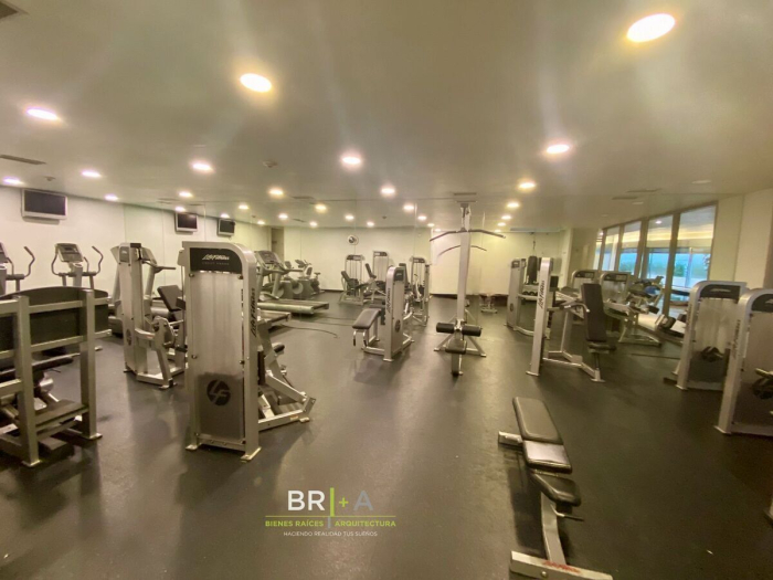 VENTA DE BONITO DEPARTAMENTO PARA ACTUALIZAR EN TORRE PANORAMA, SANTA FE
