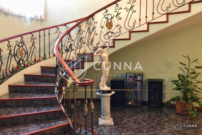 CASA AV. DE LAS FUENTES EN VENTA