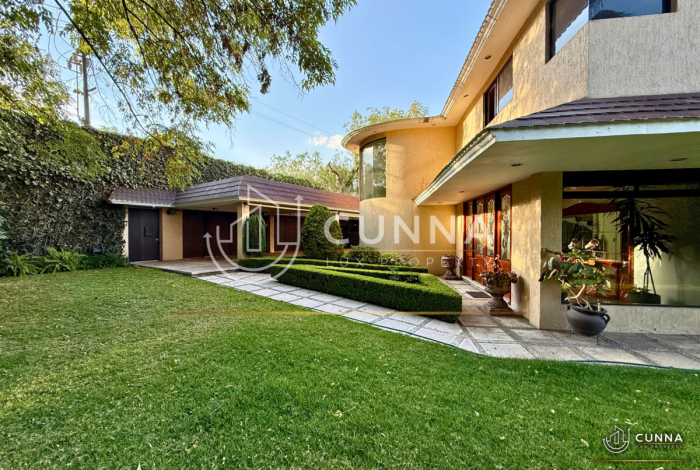 CASA AV. DE LAS FUENTES EN VENTA