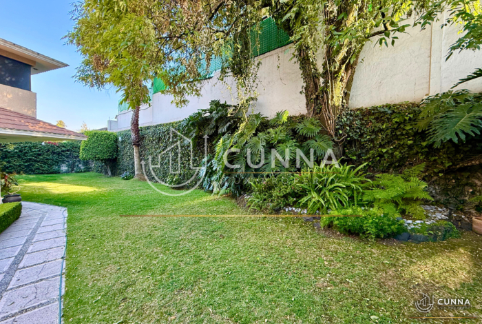 CASA AV. DE LAS FUENTES EN VENTA