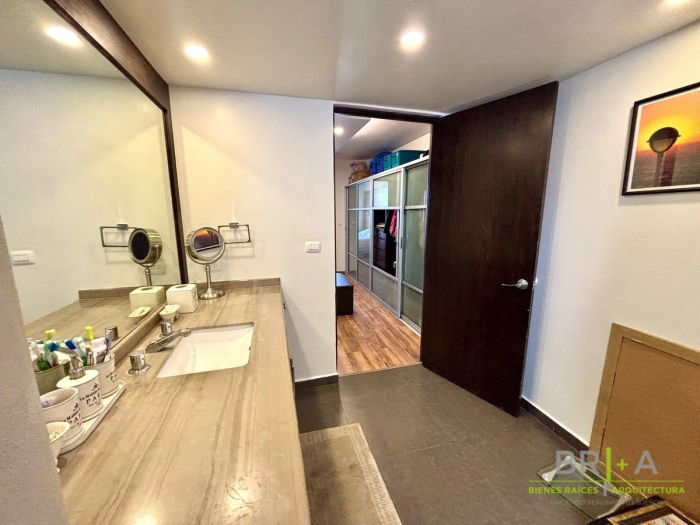 Departamento En Venta Remodelado En Lomas De Las Palmas, Interlomas