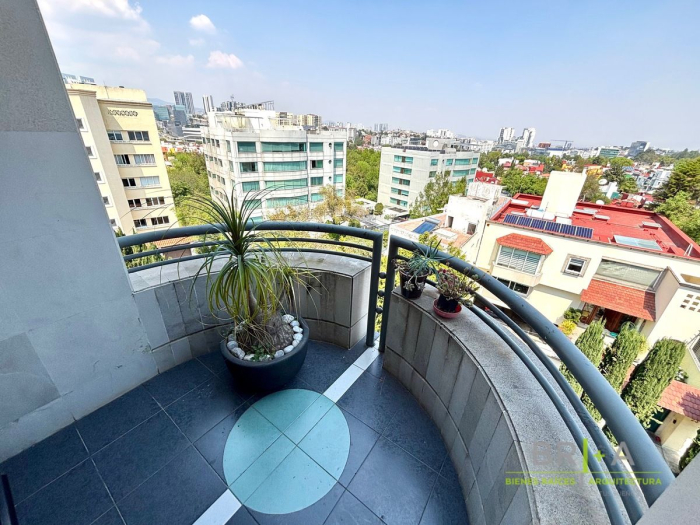 Departamento En Venta Remodelado En Lomas De Las Palmas, Interlomas