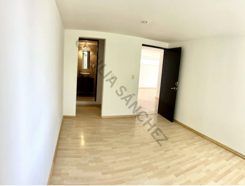 DEPARTAMENTO EN VENTA EN COL. CUAUHT�?MOC 