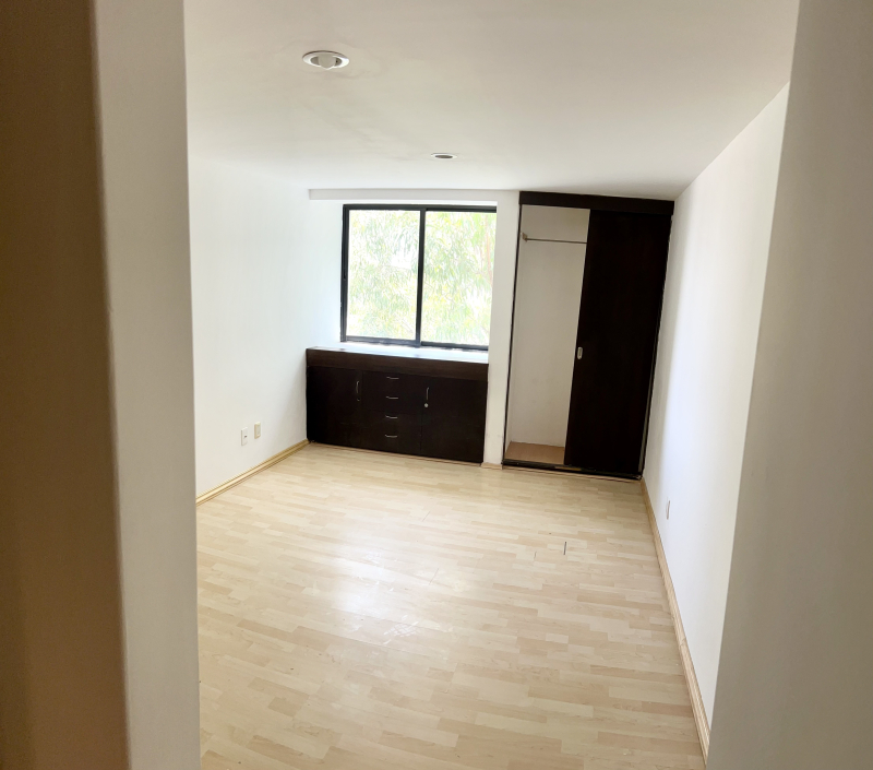 DEPARTAMENTO EN VENTA EN COL. CUAUHT�?MOC 