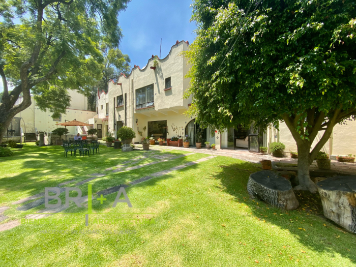 Casa Estilo Colonial en San Angel Inn  para remodelar