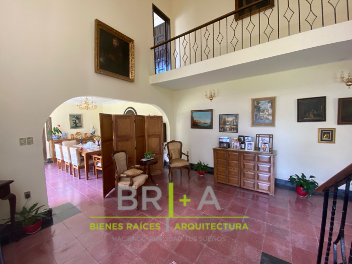 Casa Estilo Colonial En San Angel Inn  Para Remodelar