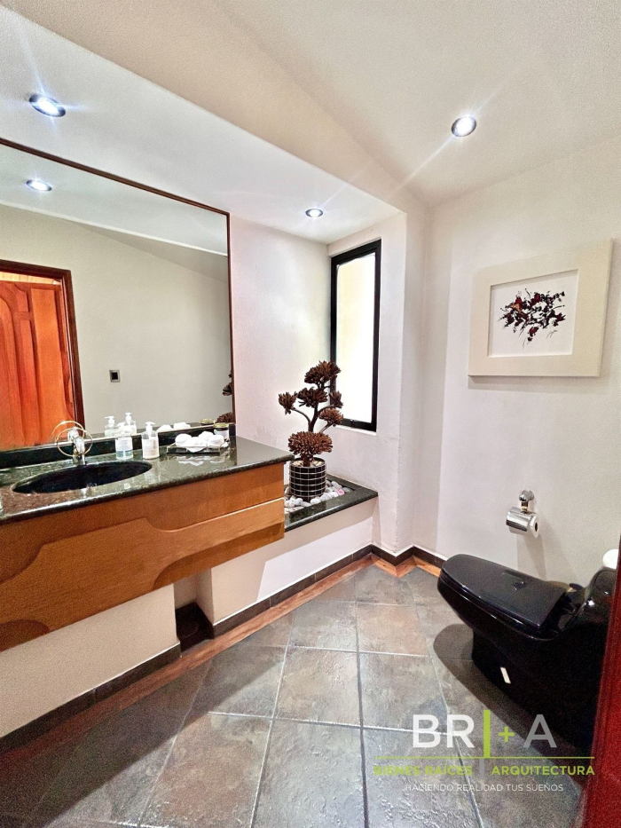 Hermosa Casa En Venta En Bosques De Las Lomas, Framboyanes