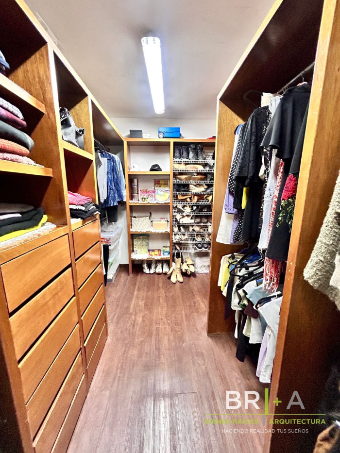 Hermosa Casa En Venta En Bosques De Las Lomas, Framboyanes