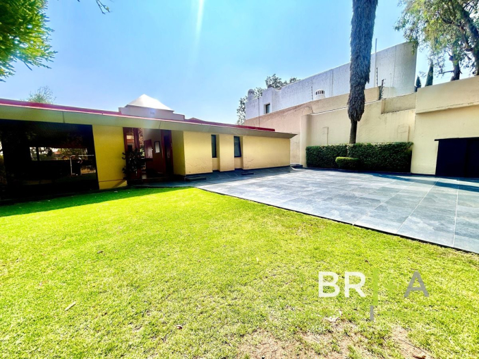 Hermosa Casa En Venta En Bosques De Las Lomas, Framboyanes