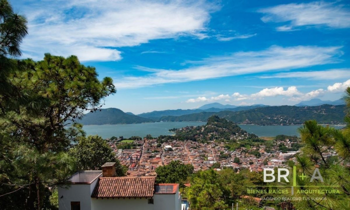 VENTA Y RENTA  Casa En  Condominio En Valle De Bravo .