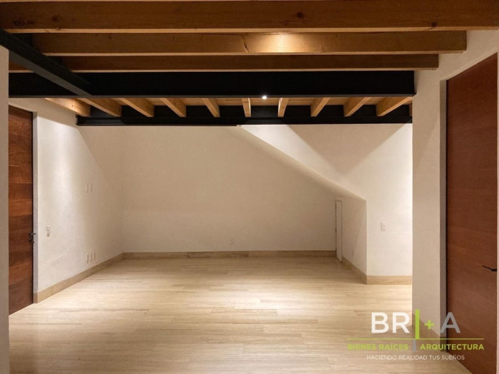 VENTA Y RENTA  Casa En  Condominio En Valle De Bravo .