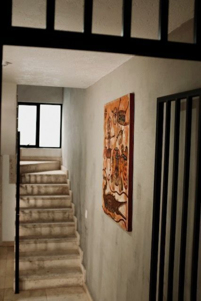 edificio en venta con 3 departamentos muy cerca de televisa san ángel