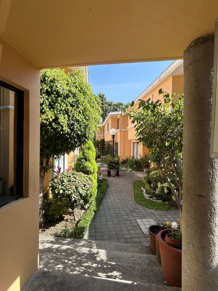 casa en condominio, santa maría tepepan, muy cerca de la glorieta de vaqueritos.
