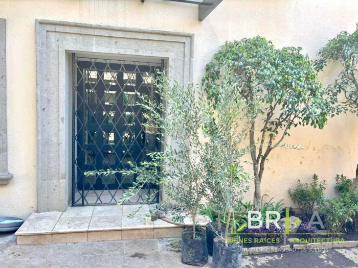 Casa En Renta 4 Recámaras Virreyes Semi Amueblada
