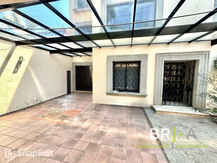 Casa En Renta 4 Recámaras Virreyes Semi Amueblada