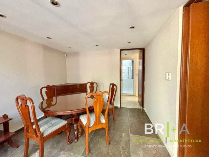 Casa En Renta 4 Recámaras Virreyes Semi Amueblada