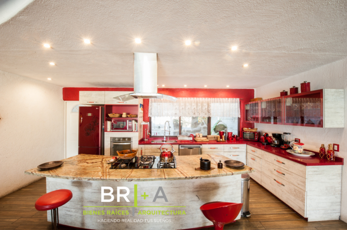 Hermoso Townhouse  En Venta En Valle De Bravo.