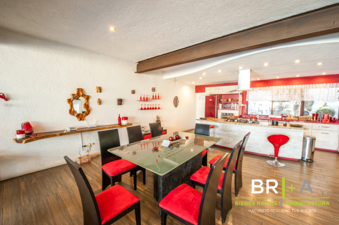 Hermoso Townhouse  En Venta En Valle De Bravo.