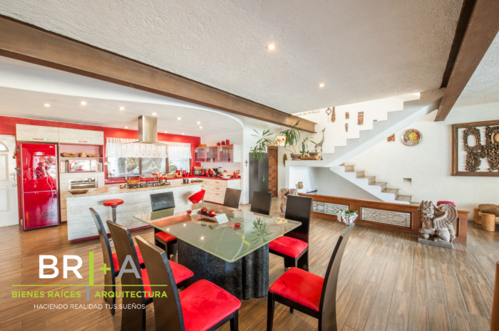 Hermoso Townhouse  En Venta En Valle De Bravo.