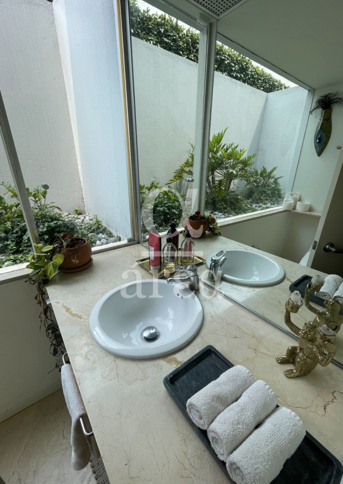 Casa en Hacienda Santa Fé en Renta o Venta