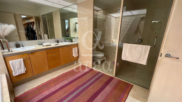 Casa en Hacienda Santa Fé en Renta o Venta