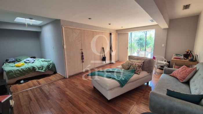 garden house en edificio histórico a un lado de reforma en venta