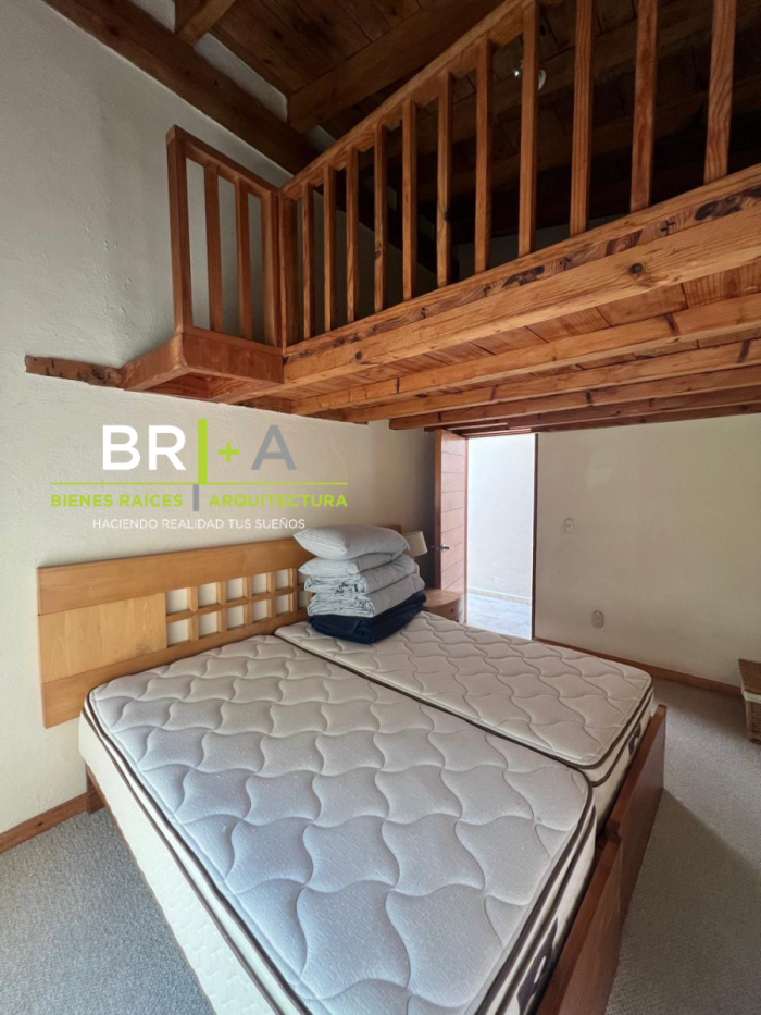 HERMOSA CASA EN VENTA CON RIO DENTRO DE LA PROPIEDAD.