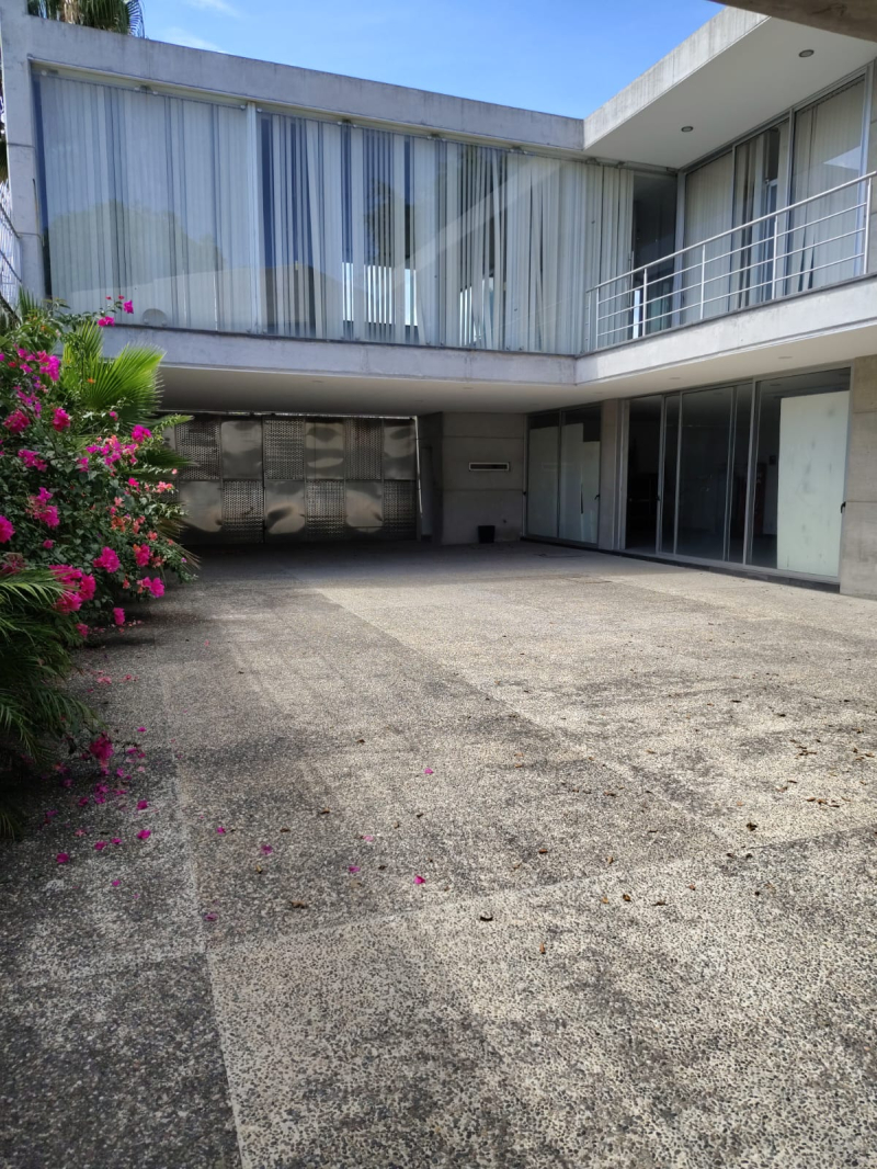 CASA EN RENTA, CUERNAVACA 