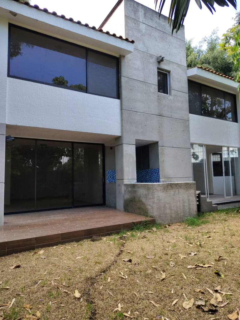 CASA EN RENTA, CUERNAVACA 