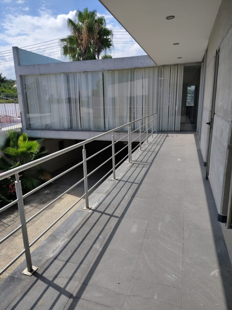 CASA EN RENTA, CUERNAVACA 