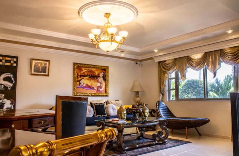 Residencia En Venta En Las Cañadas