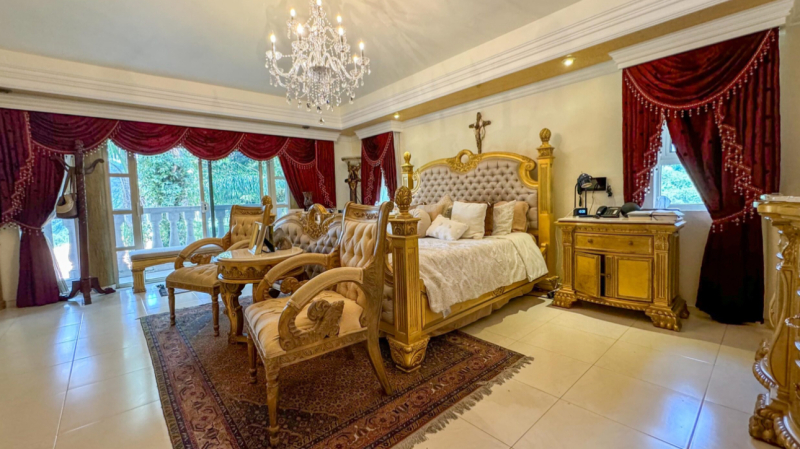Residencia En Venta En Las Cañadas
