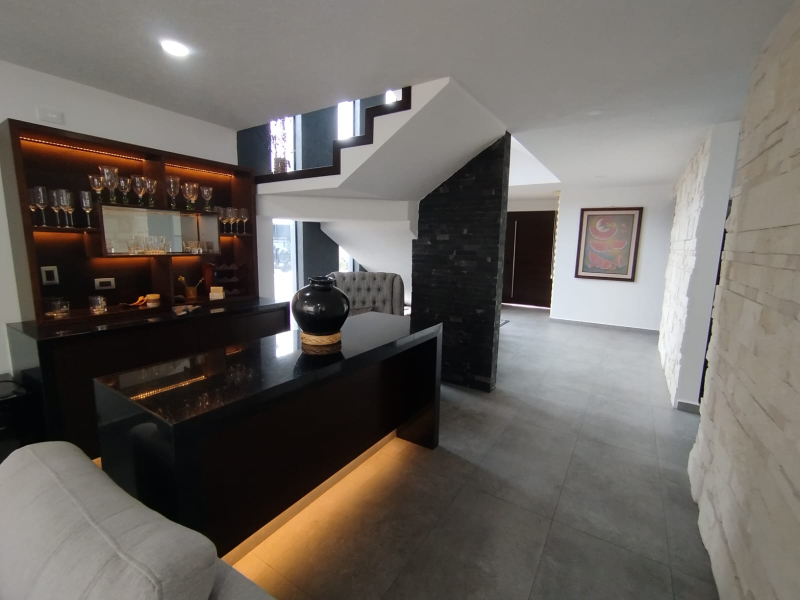 Casa Amueblada En Renta En Lomas De Angelopolis