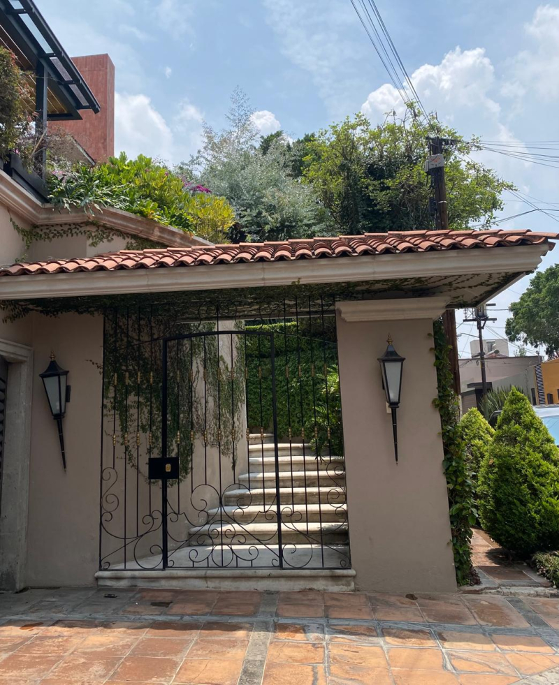 Casa En Venta O Renta En Lomas Hipódromo