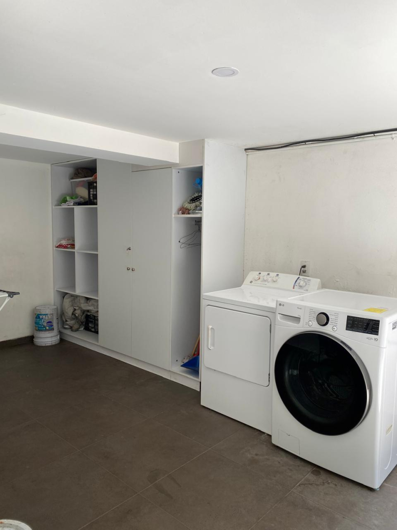 Casa En Venta O Renta En Lomas Hipódromo