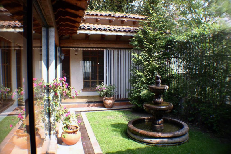 Casa En Venta En Paseo De Las Lomas