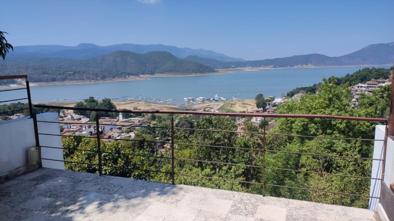 Casa en Condominio en Venta en Santa María Ahuacatlán