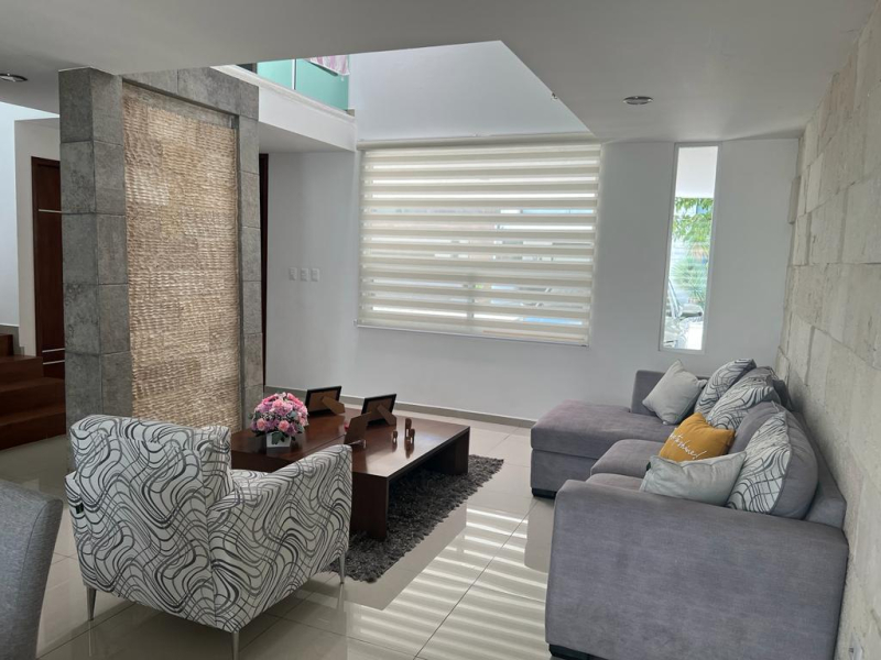 Casa En Renta En Lomas De Angelopolis
