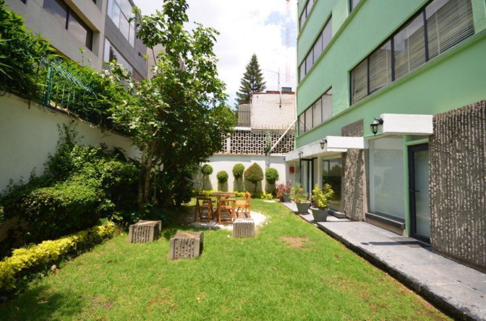 Polanco, Eugenio Sue, Departamento Con Jardin Amueblado Renta $95,000MN
