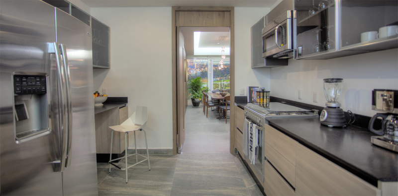 Departamento En Venta En Bosque Real Con Vista Al Campo De Golf