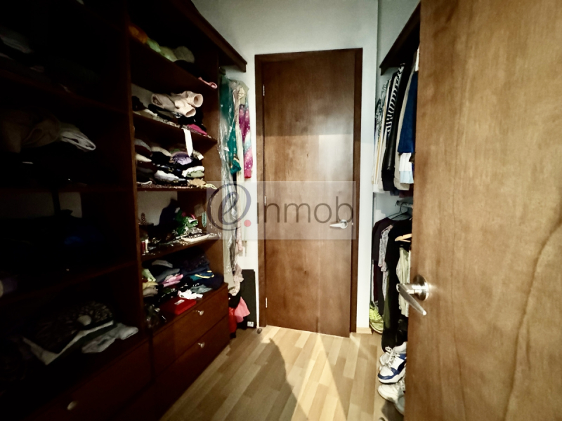 Venta Departamento, Colonia Acacias, 3 Recámaras.