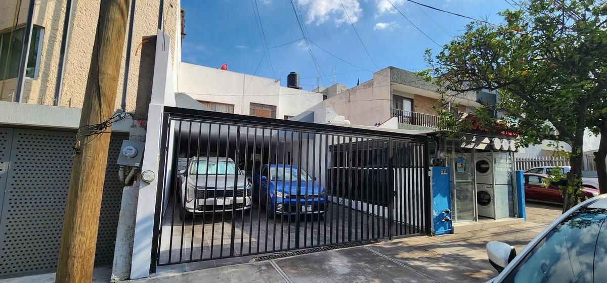 Casa en Renta en Eulogio Parra a 1 cuadra de Hospital San Javier