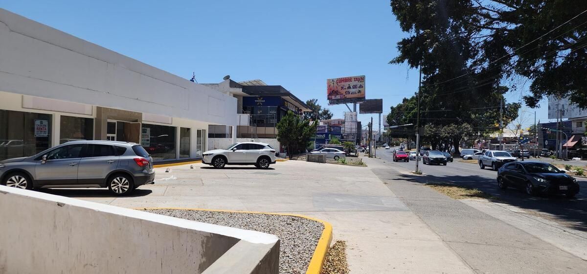 Local Comercial En Renta En Av. Patria Esq. Volcan Ajusco En El Colli