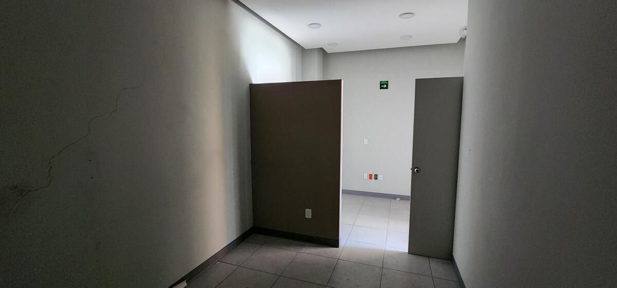 Local Comercial En Renta En Av. Patria Esq. Volcan Ajusco En El Colli
