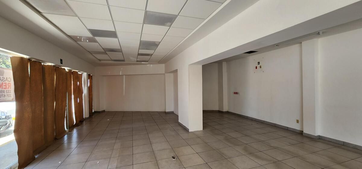 Local Comercial En Renta En Av. Patria Esq. Volcan Ajusco En El Colli