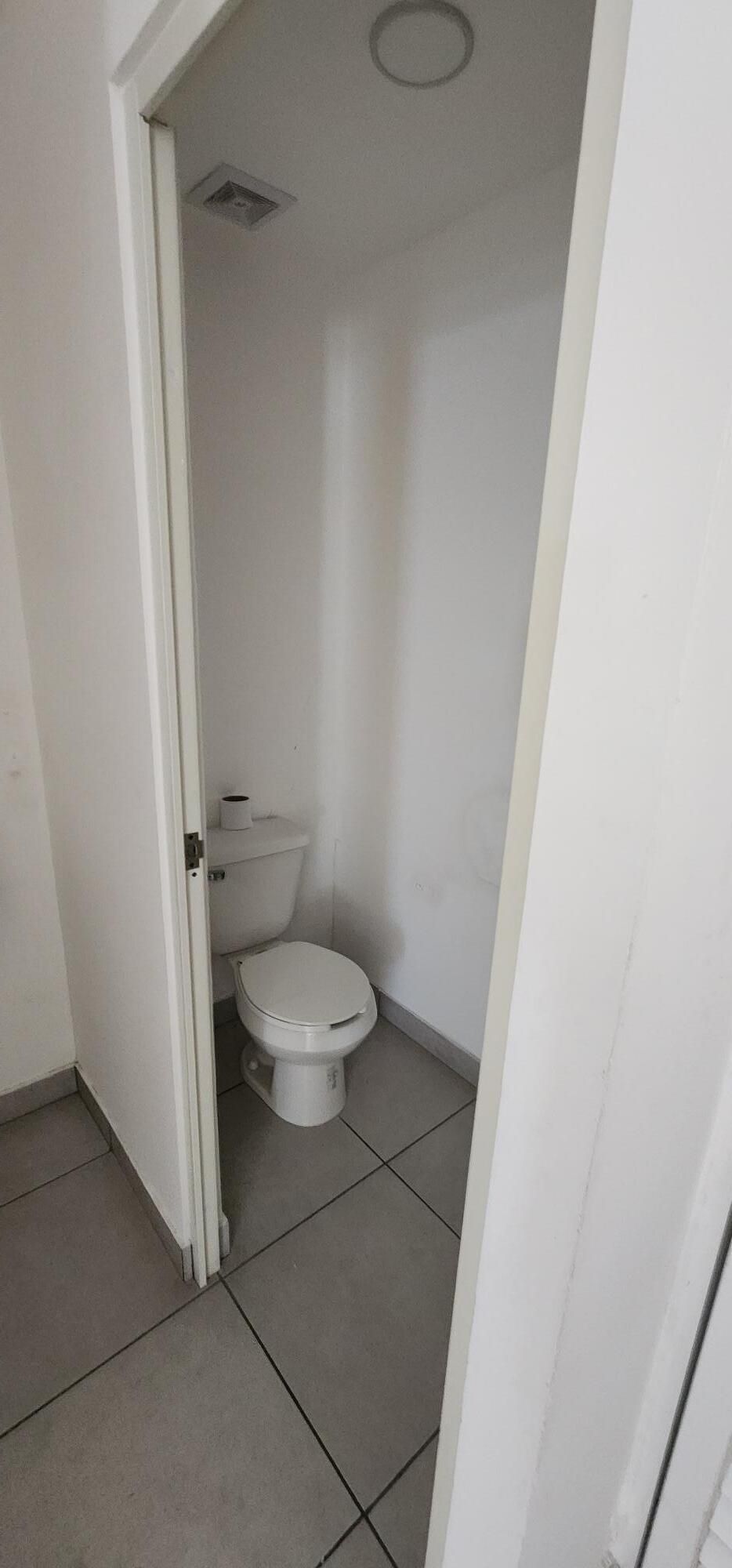 Local Comercial En Renta En Av. Patria Esq. Volcan Ajusco En El Colli