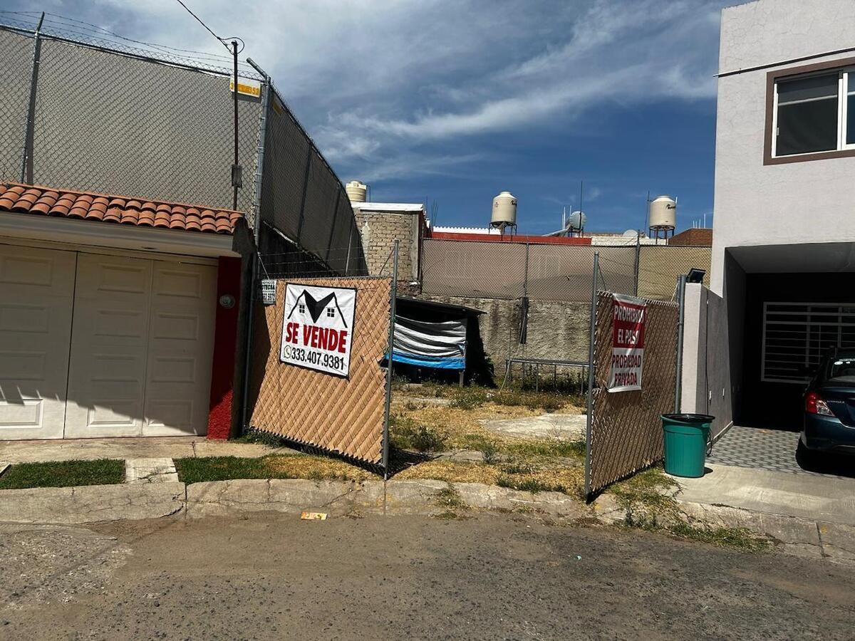 Terreno En Venta En Fracc. Girasoles Elite Por Santa Margarita Zapopan