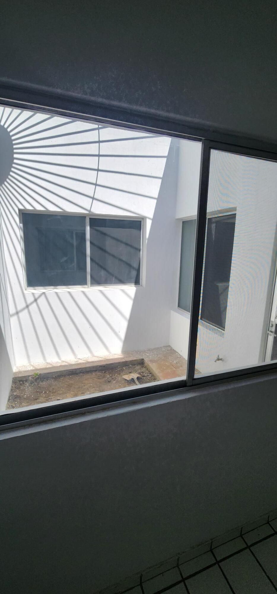Casa En Venta En El Colli Urbano A Media Cuadra De Av. Patria