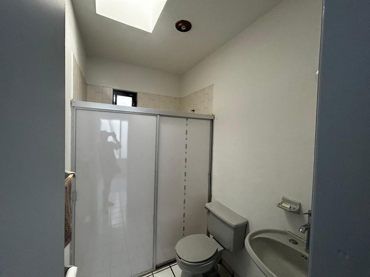 Casa En Venta En El Colli Urbano A Media Cuadra De Av. Patria